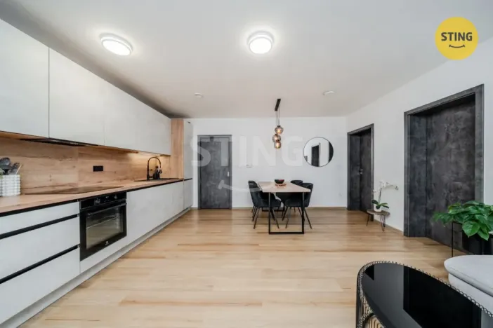Prodej bytu 3+kk, Ostrava, Kasalického, 81 m2