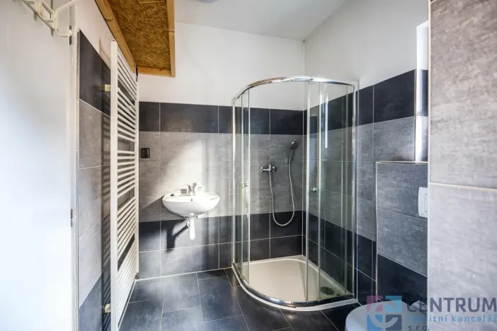 Prodej obchodního prostoru, Liberec - Liberec XV-Starý Harcov, Svobody, 146 m2