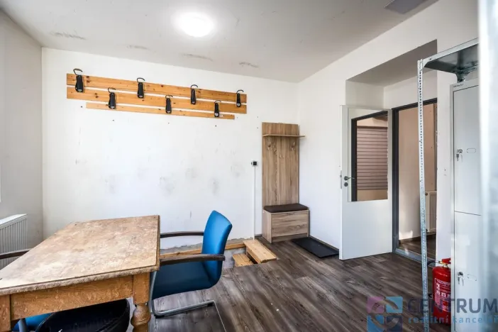 Pronájem obchodního prostoru, Liberec - Liberec XV-Starý Harcov, Svobody, 146 m2