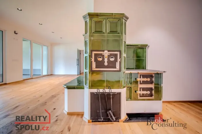 Prodej rodinného domu, Turnov - Bukovina, 450 m2