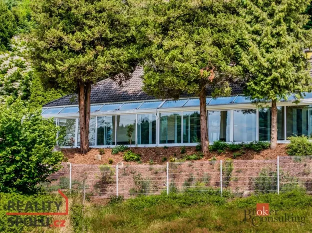 Prodej rodinného domu, Turnov - Bukovina, 450 m2