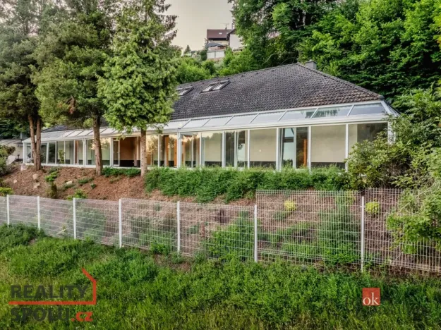 Prodej rodinného domu, Turnov - Bukovina, 450 m2