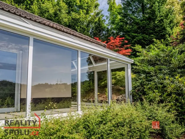 Prodej rodinného domu, Turnov - Bukovina, 450 m2