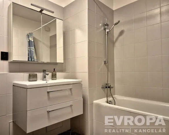 Prodej bytu 3+kk, Praha - Hlubočepy, Voskovcova, 83 m2