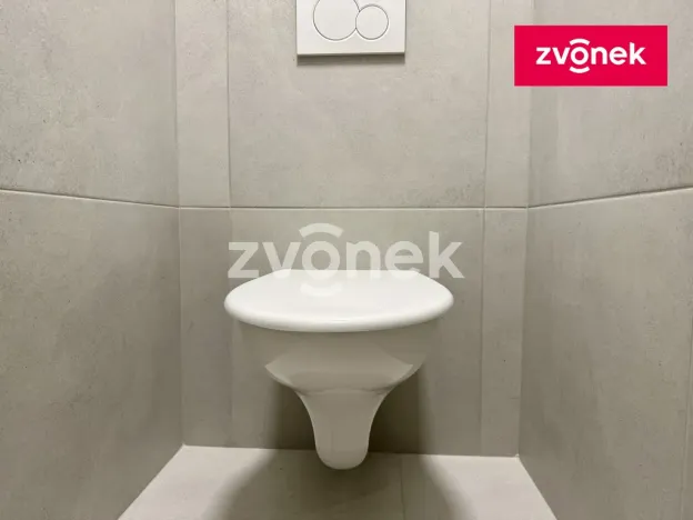 Prodej bytu 3+1, Uherský Brod, nám. 1. máje, 61 m2