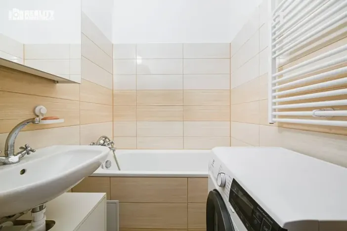 Prodej bytu 2+1, Mokrá-Horákov, 57 m2