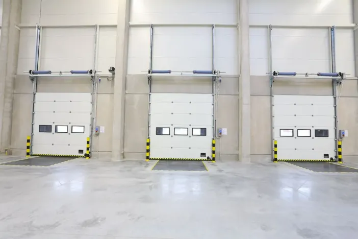 Pronájem skladu, Most - Čepirohy, Žatecká, 7000 m2