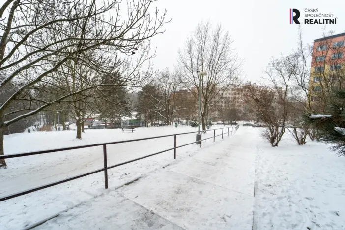 Prodej bytu 2+kk, Praha - Modřany, Krouzova, 43 m2