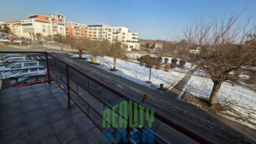 Pronájem bytu 2+1, Roztoky, Tyršovo nám., 65 m2