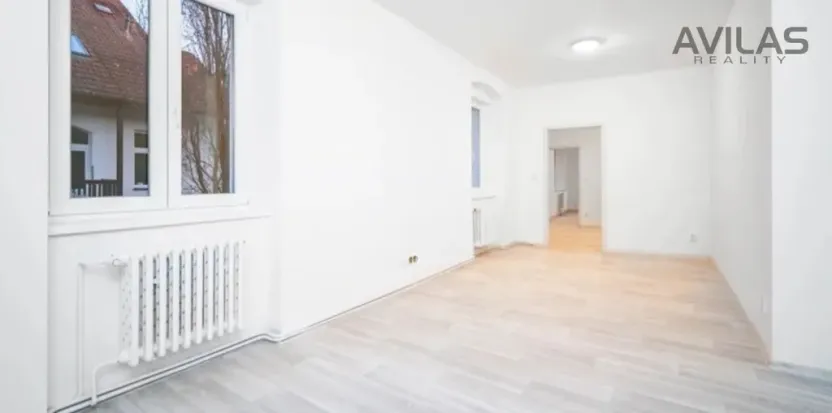 Pronájem bytu 4+kk, Benešov, Masarykovo náměstí, 72 m2