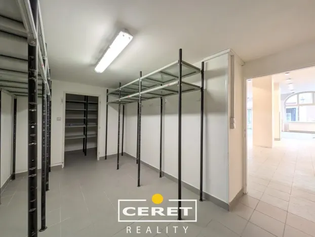 Pronájem obchodního prostoru, Žatec, Oblouková, 288 m2