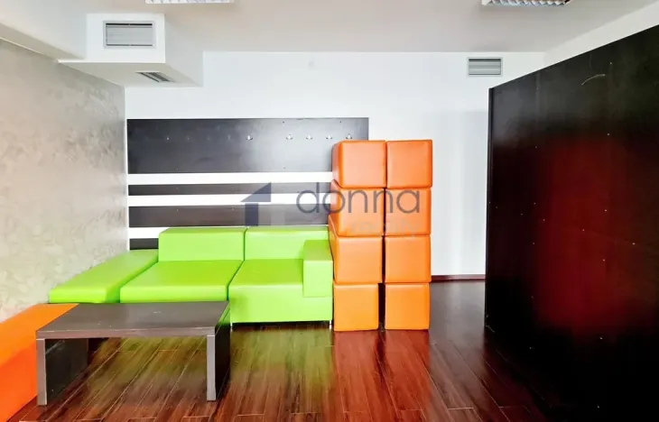 Pronájem obchodního prostoru, Praha, Chrudimská, 360 m2