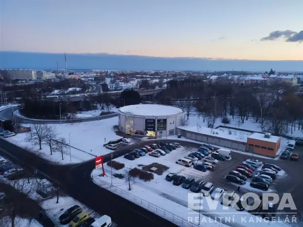 Pronájem bytu 3+1, Chomutov, Bezručova, 85 m2