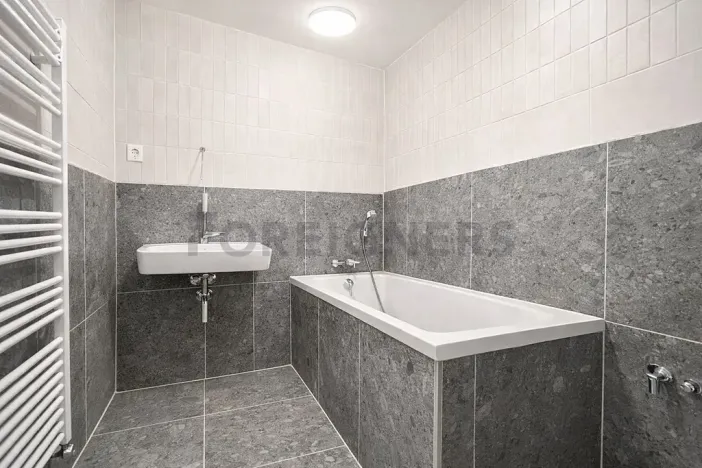 Pronájem bytu 2+kk, Brno, Bratislavská, 60 m2