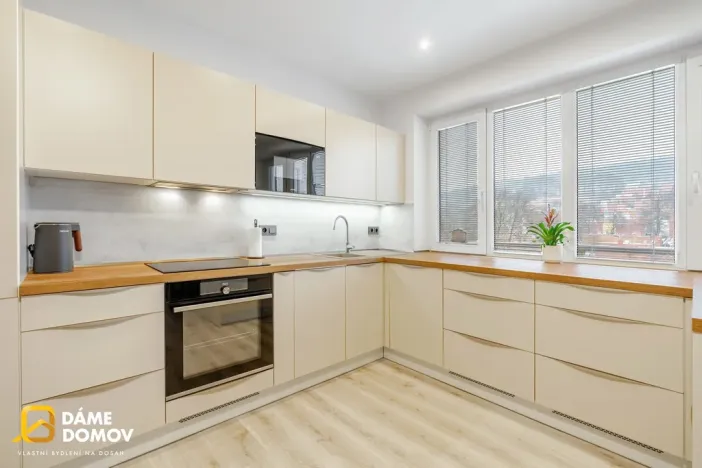 Prodej bytu 3+kk, Zlín, Věžové domy, 64 m2