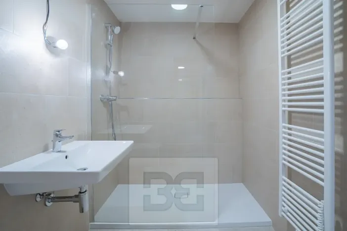 Prodej bytu 1+kk, Praha - Smíchov, Toyen, 42 m2