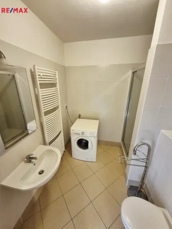 Pronájem bytu 1+kk, Praha - Ďáblice, Nad Akcízem, 34 m2