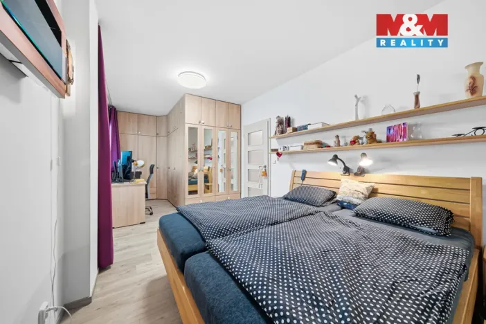 Prodej bytu 2+kk, Pardubice - Polabiny, Bělehradská, 77 m2