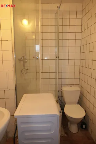 Pronájem bytu 1+kk, Hradec Králové - Nový Hradec Králové, Brožíkova, 22 m2