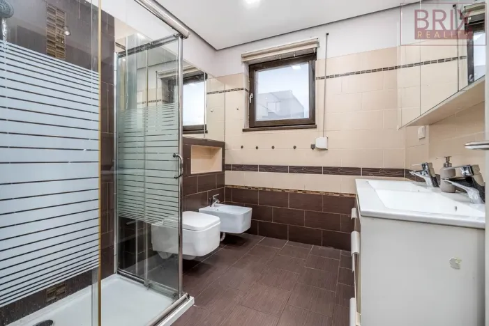 Prodej rodinného domu, Králův Dvůr - Levín, Levínský Vršek, 404 m2