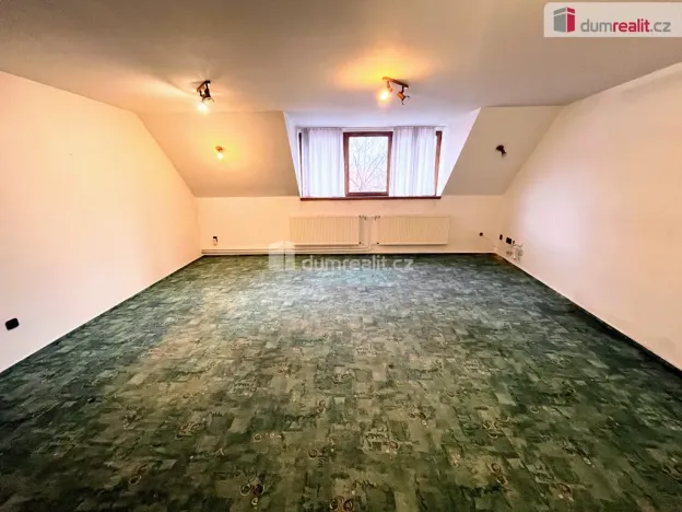 Pronájem rodinného domu, Uherské Hradiště, Jižní, 145 m2