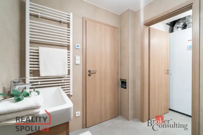 Prodej rodinného domu, Lovčice, 164 m2