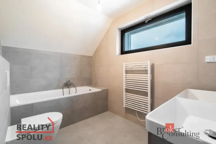 Prodej rodinného domu, Lovčice, 164 m2