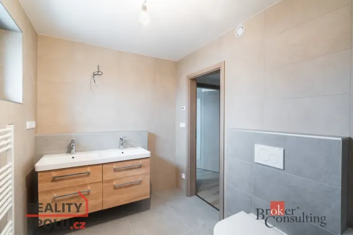 Prodej rodinného domu, Lovčice, 164 m2