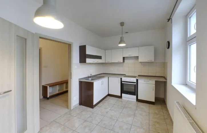 Pronájem bytu 1+1, Plzeň - Jižní Předměstí, V Šipce, 54 m2