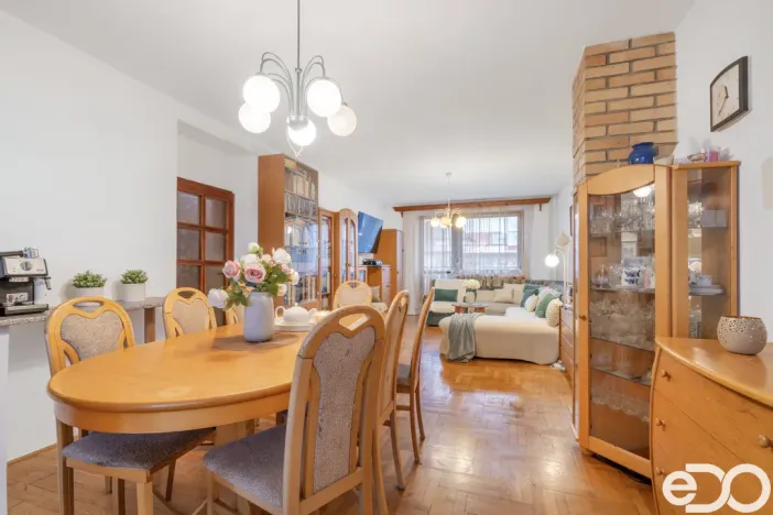 Prodej rodinného domu, Smiřice, Ed. Karla, 210 m2