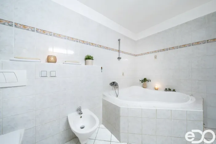 Prodej rodinného domu, Smiřice, Ed. Karla, 210 m2