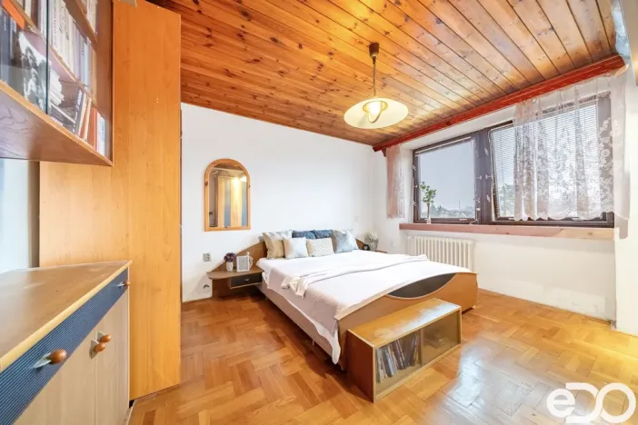 Prodej rodinného domu, Smiřice, Ed. Karla, 210 m2