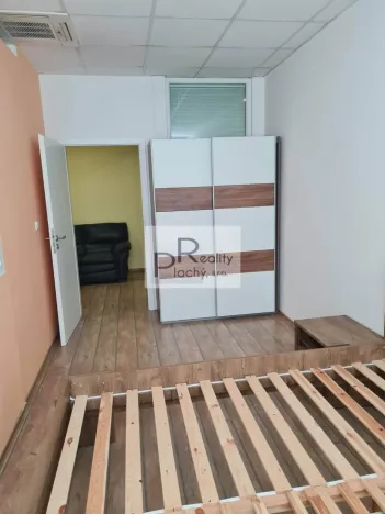 Pronájem bytu 2+kk, Nový Šaldorf-Sedlešovice - Nový Šaldorf, Dlouhá, 43 m2