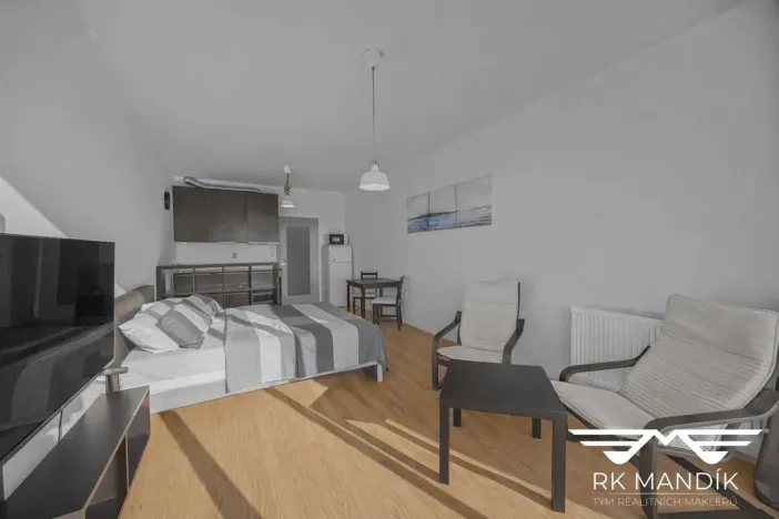 Pronájem bytu 1+kk, Chýně, Premonstrátů, 36 m2