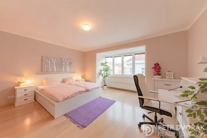 Pronájem bytu 3+kk, Praha - Vinohrady, Uruguayská, 98 m2