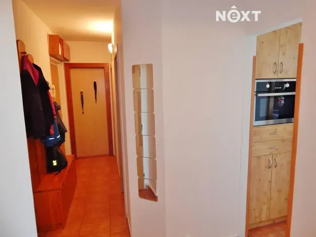 Pronájem atypického bytu, Trutnov, Křižíkova, 500 m2