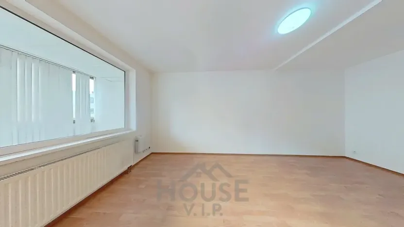 Prodej bytu 1+kk, Praha - Vysočany, Poděbradská, 34 m2