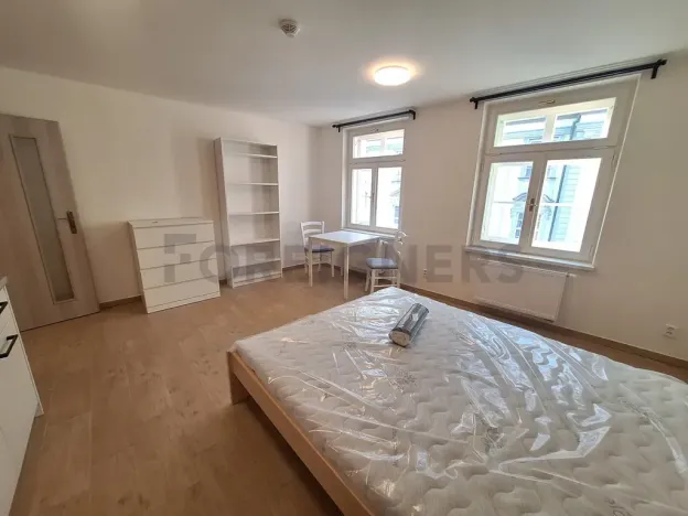 Pronájem bytu 1+kk, Olomouc, 1. máje, 25 m2
