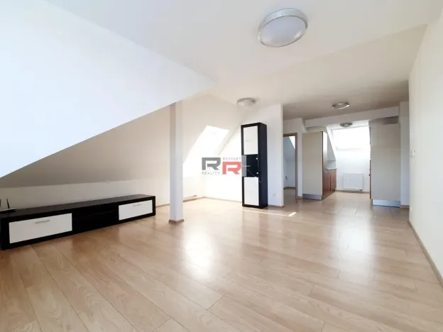 Pronájem bytu 2+kk, Olomouc - Nové Sady, Husitská, 60 m2