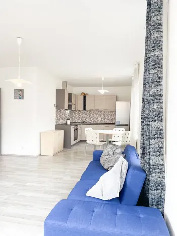 Pronájem bytu 2+kk, Praha - Holešovice, Na Maninách, 65 m2