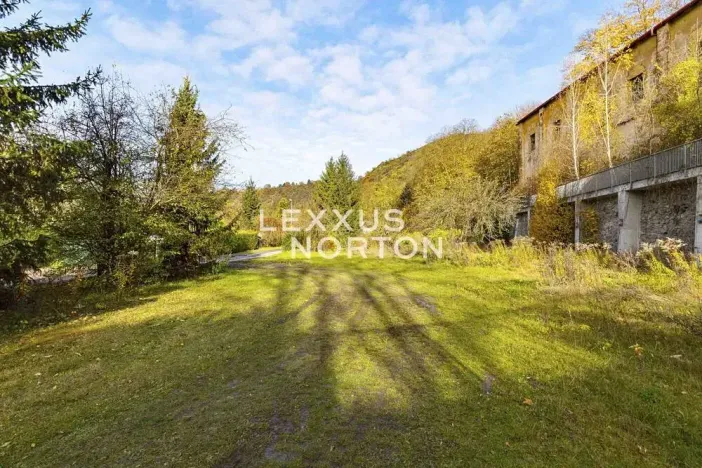 Prodej pozemku pro bydlení, Praha - Troja, V Podhoří, 598 m2