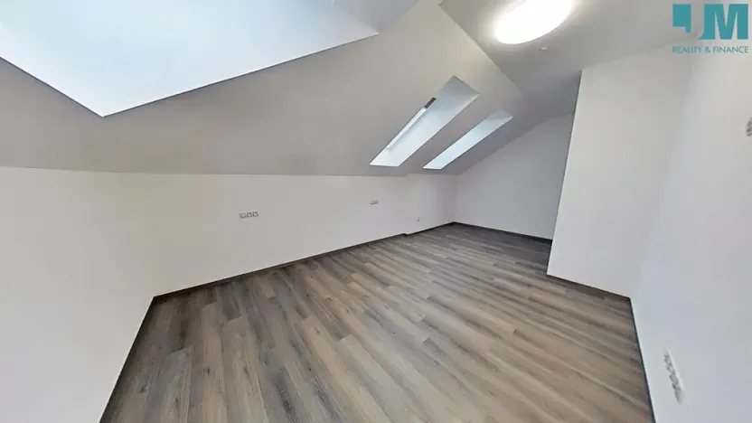 Pronájem bytu 3+1, Štoky, 97 m2