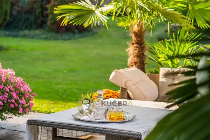 Prodej zemědělské usedlosti, Lichnov, 672 m2