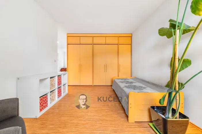 Prodej zemědělské usedlosti, Lichnov, 672 m2