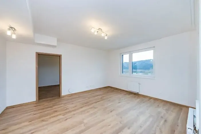 Pronájem bytu 2+kk, Praha - Hodkovičky, Šífařská, 50 m2