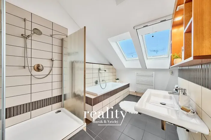 Prodej rodinného domu, Znojmo, Horní Česká, 308 m2