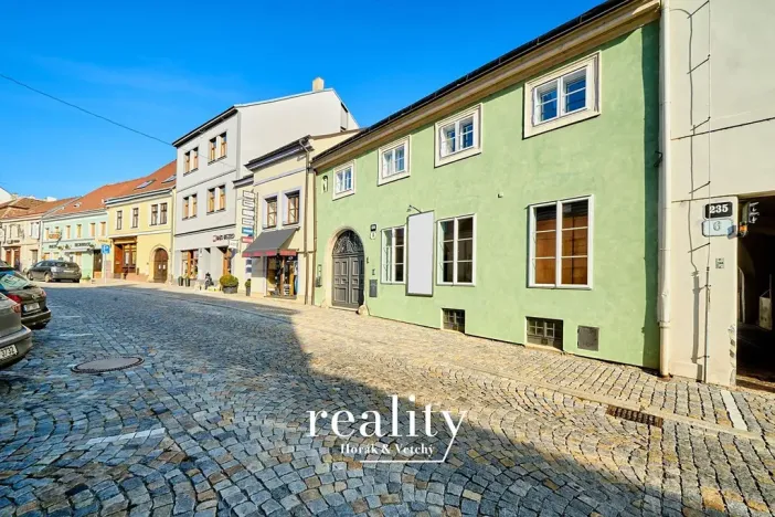 Prodej rodinného domu, Znojmo, Horní Česká, 308 m2