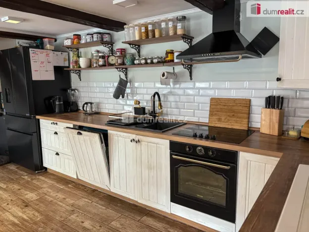 Prodej rodinného domu, Onomyšl - Miletín, 407 m2