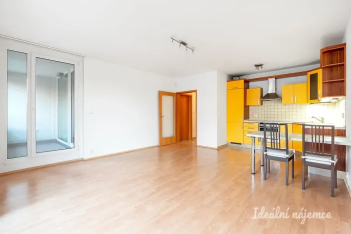 Pronájem bytu 2+kk, Praha - Prosek, Libočanská, 57 m2