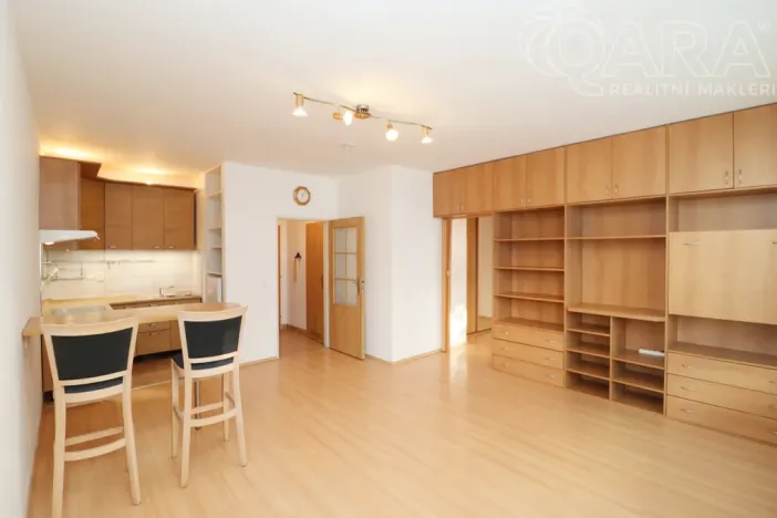 Pronájem bytu 2+kk, Praha, Kurta Konráda, 46 m2